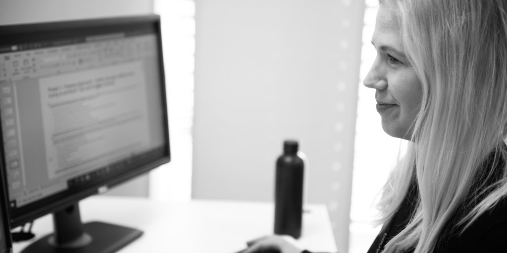 Ilustrasjonsbilde av en faktisk Bouveter i jobbsituasjon