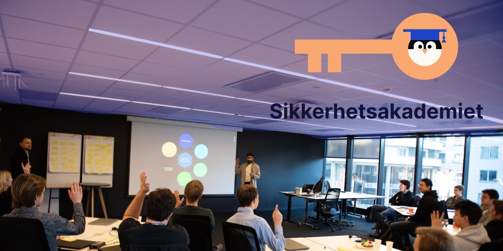 Bilde fra piloten til sikkerhetsakademiet.  Her er det klasseromskurs fra en av sesjonene. 