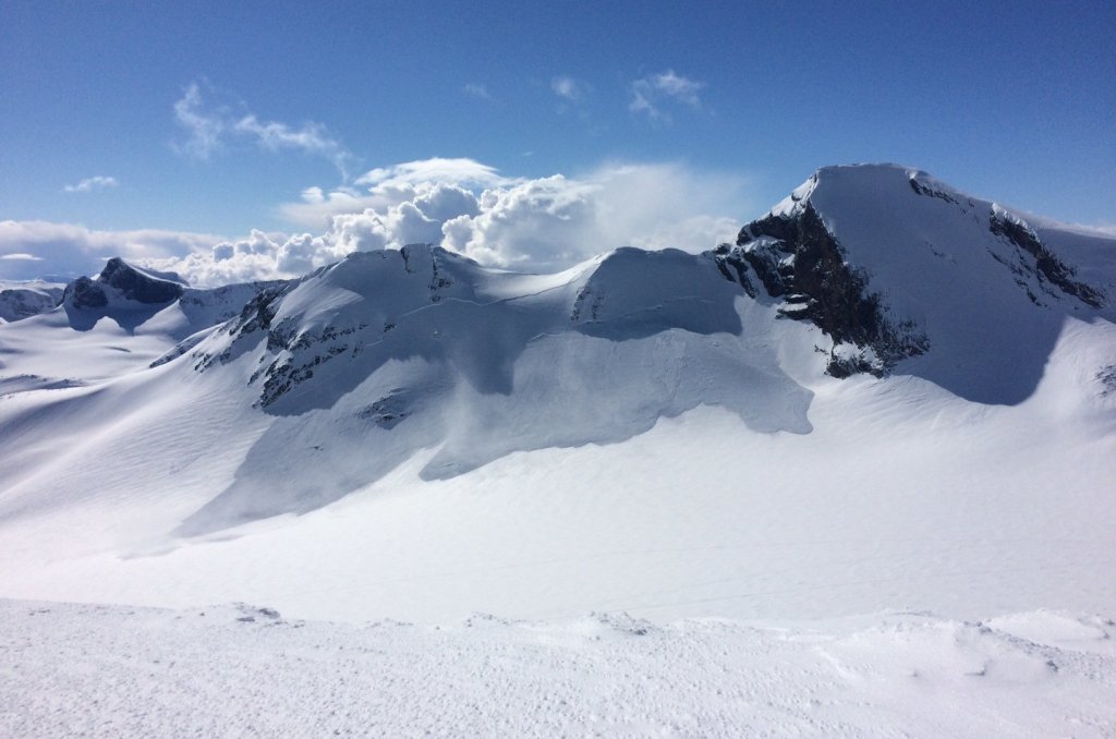 Snøskred. Foto av Torbjørn Lundhaug