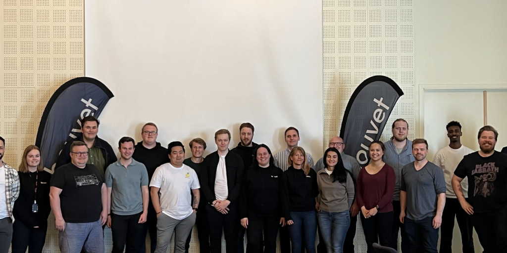 Åtte lag - To kundecaser. Low-Code Hackathon ble en suksess!